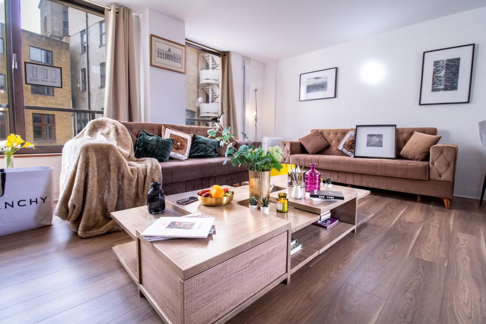 Appartement Spacious 2-bedroom In Piccadilly 6100p