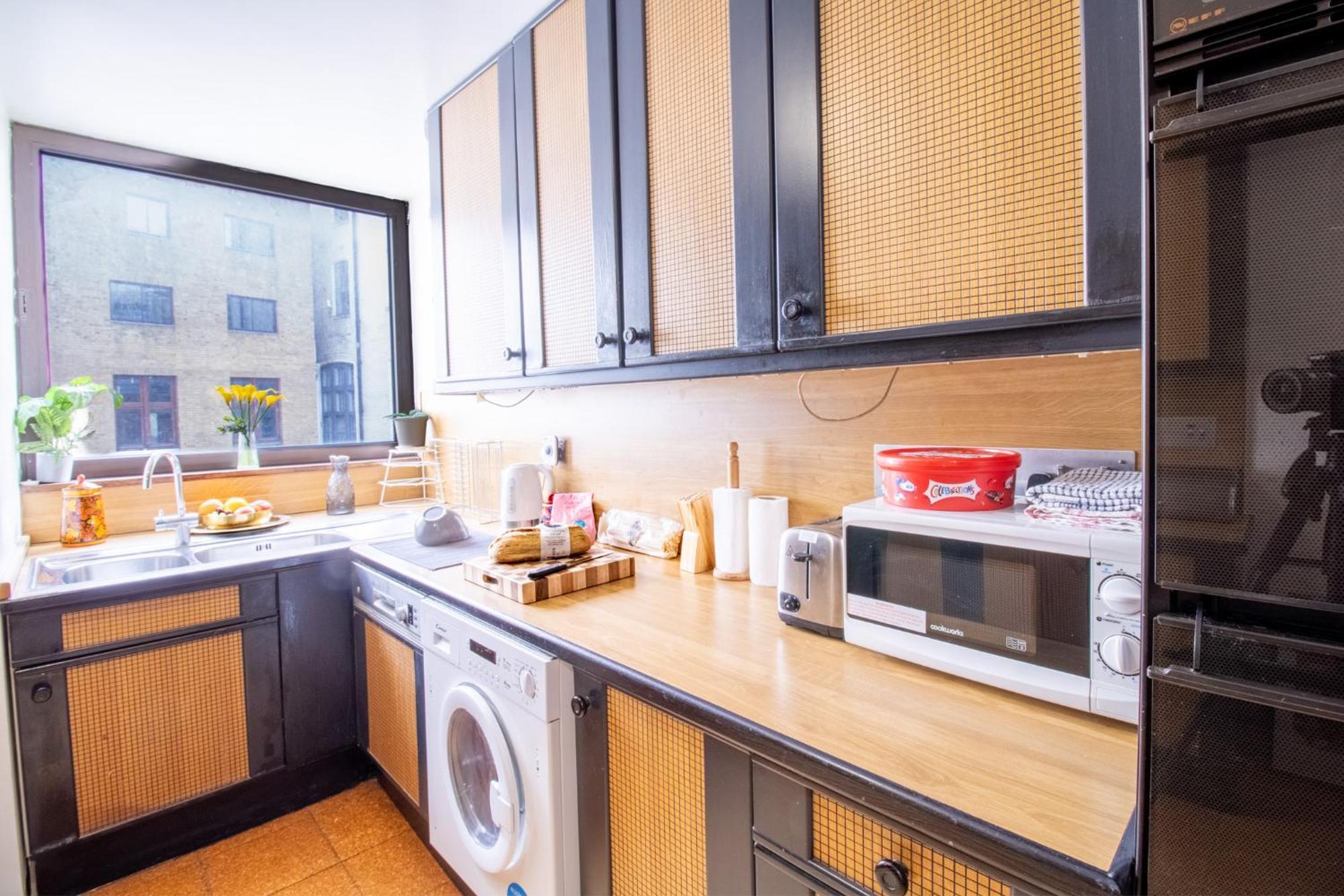 Spacious 2-bedroom In Piccadilly 6100p Appartement Londres