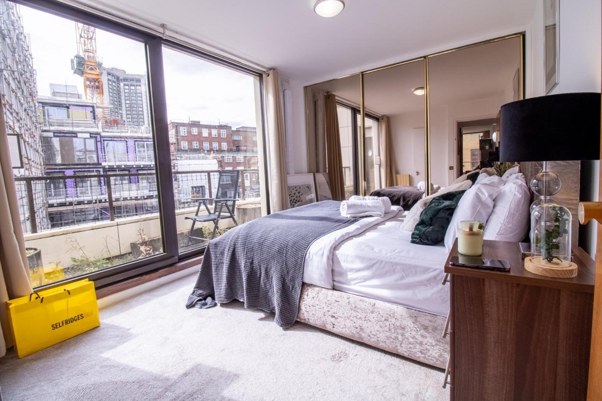Spacious 2-bedroom In Piccadilly 6100p Appartement Londres